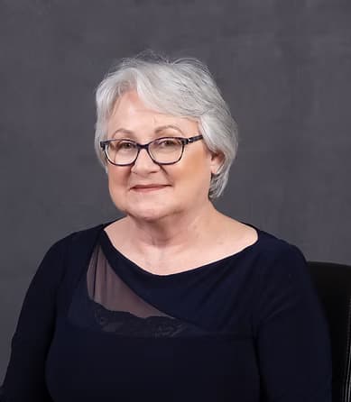 Minister Mary McDonough